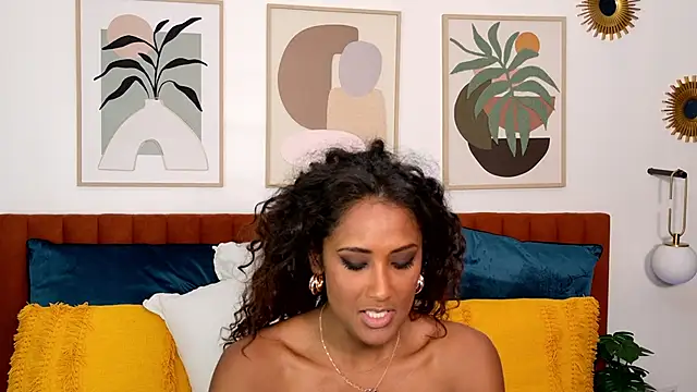 ShanialaFrancaise webcam