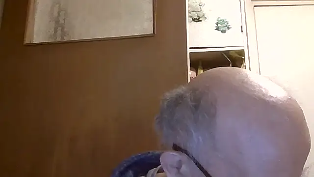 mariusica1@xh webcam