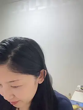 xiaoxianerw - Xiaoxianerw's free webcam