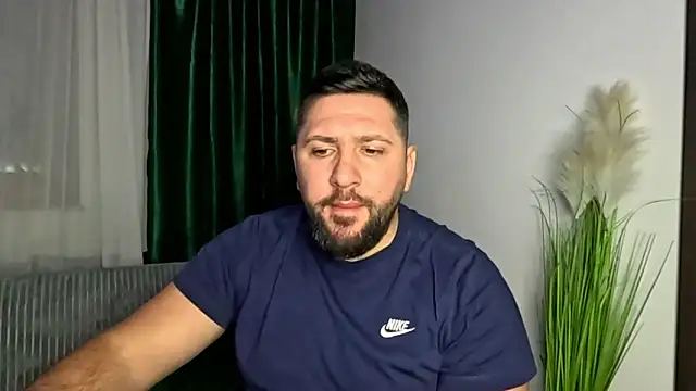 Gold_Alpha_Boy webcam