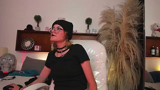 Rossiie_Hunt_ webcam