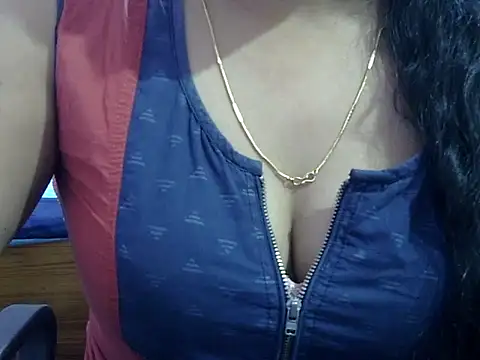 your_wild_dia - Your_wild_Dia's free webcam