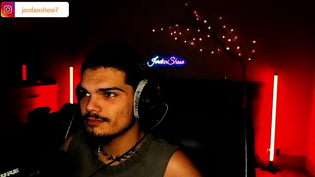 jordanshow - JordanShow's free webcam