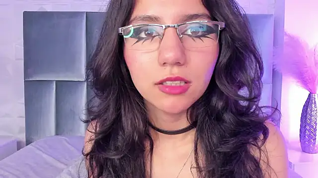 hollypeach - HollyPeach's free webcam