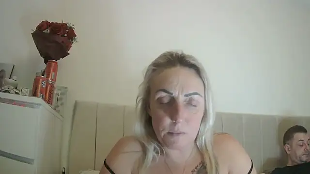 theblondecocklover webcam