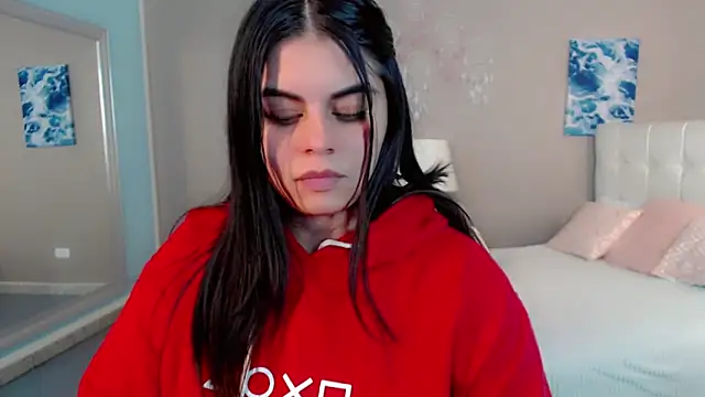 _Maddison_Ivanova_ webcam