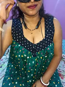 Webcam Model (Sexy_Mona_Bhabhi)  is live.Free join now!