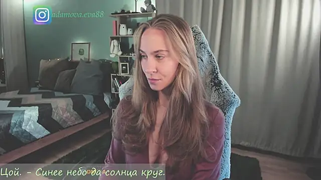_Eva_Adama webcam