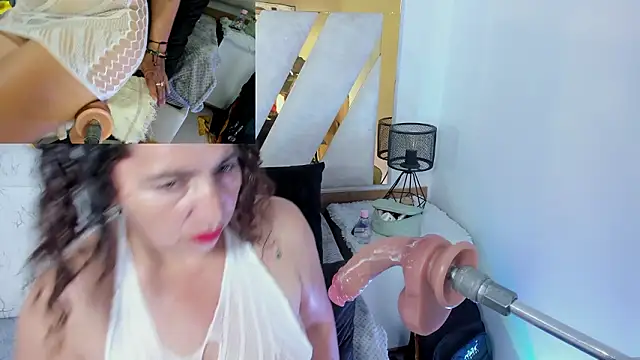 Luna_Naughty1 webcam