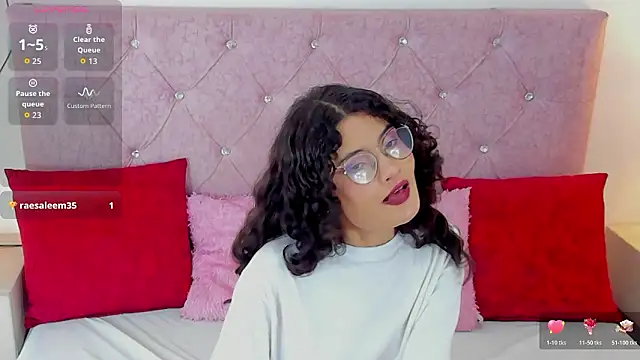 MirandaLawrens_ webcam