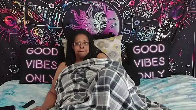 RENAESPLEASUREPALACE webcam