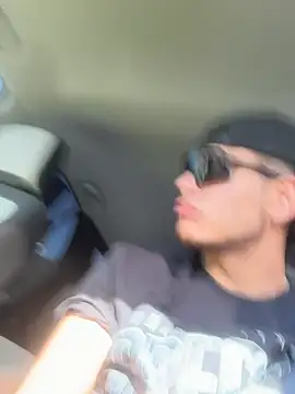 strokingdaddy4 (M young) - Oil booty and twerk😛