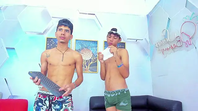 Alex_jeins_at webcam