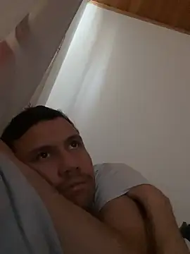 Michaell_Spinelly webcam