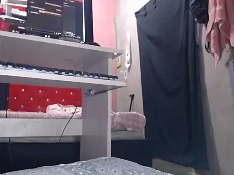 salmaextremeperver webcam