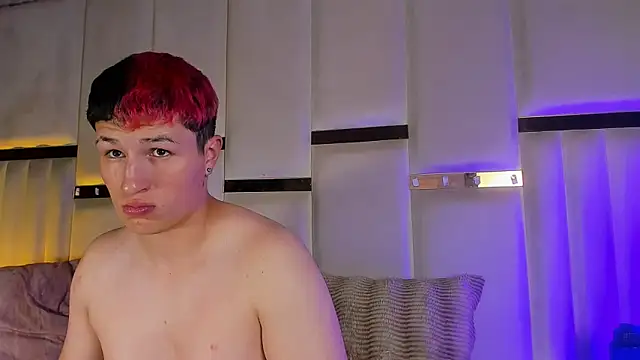 ANLLELOAndANGELA webcam