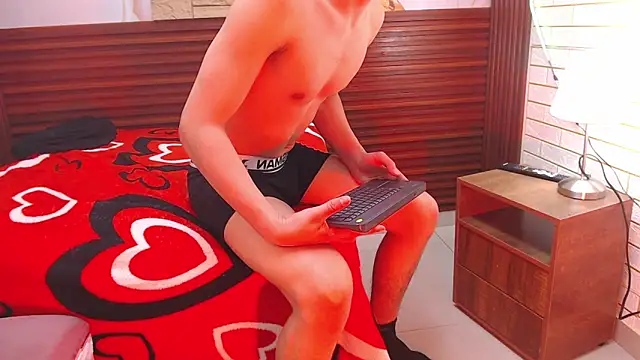 massimoferrera303av webcam