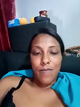 Indian-Hottie001 webcam