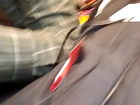 b4kinc - B4KINC's free webcam - UK Sex Cams