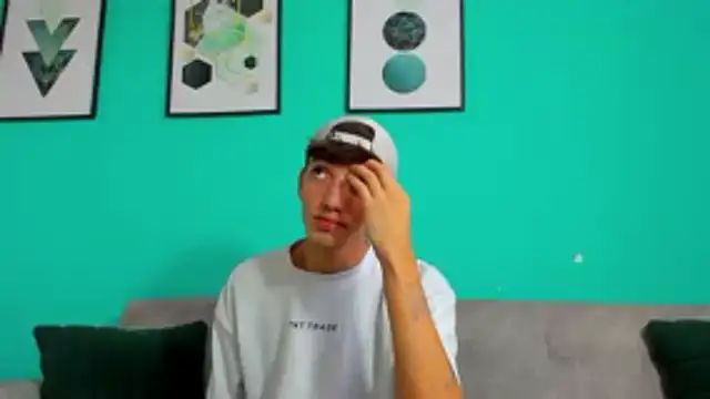 maikol_ortiz - Maikol_Ortiz's free webcam - UK Sex Cams