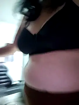 Natasha_miilf webcam