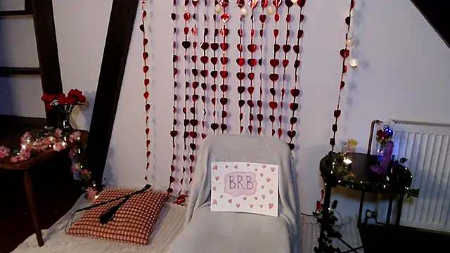 lilith__moon - Lilith__moon's free webcam - UK Sex Cams