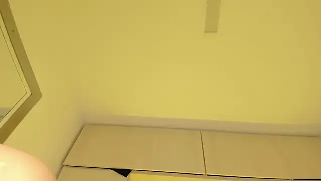 ShirleyJones_ webcam