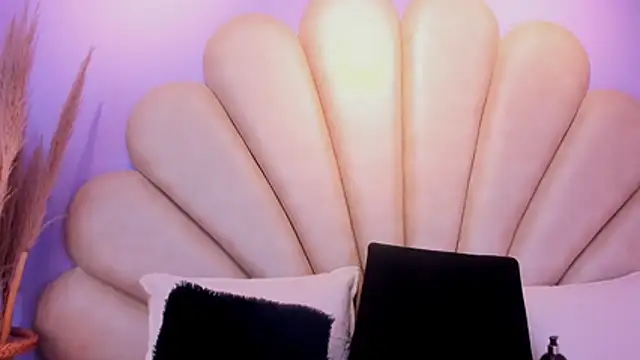 Natasha__Blue webcam