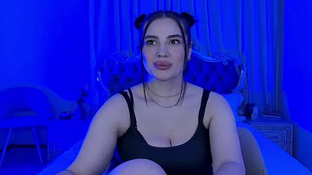 AdrianaTorres webcam