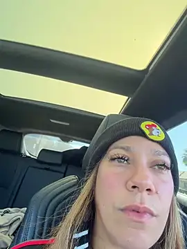 bigbuttbrooklynn - Bigbuttbrooklynn's free webcam