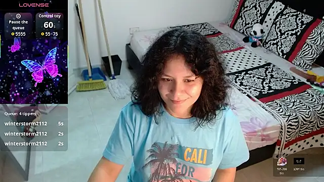 soniafuckboobs webcam