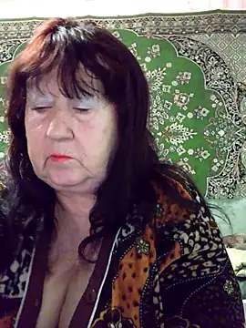 crystallime6411 - CrystalLime6411's free webcam