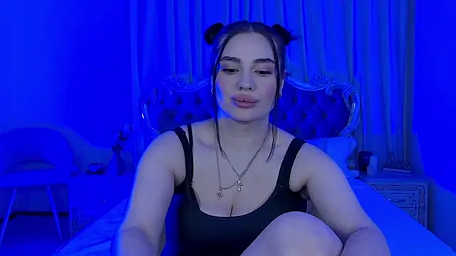 AdrianaTorres webcam