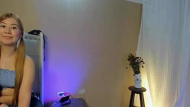 Annie_Cartier webcam