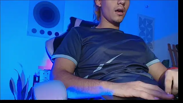 CrisotpherMoretti webcam