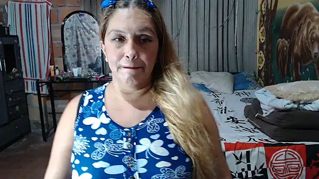 mom_son_dirty webcam