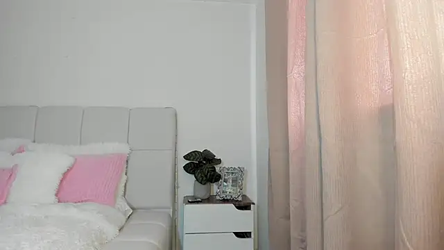 Ori_valentina webcam