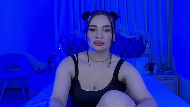 AdrianaTorres webcam