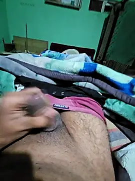 itsbull88 - ItsBull88's free webcam - UK Sex Cams