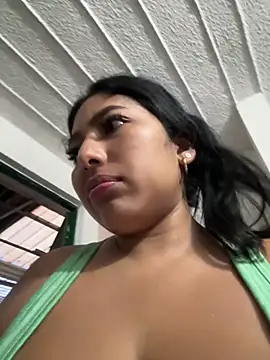 emmyjhonson07 webcam