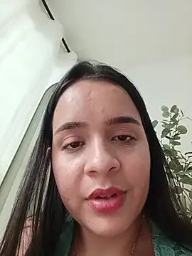 Julieth_hot-69 webcam