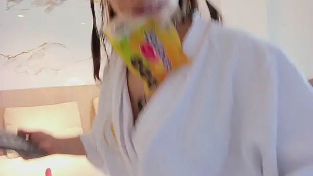 rebecca_ponce_ webcam