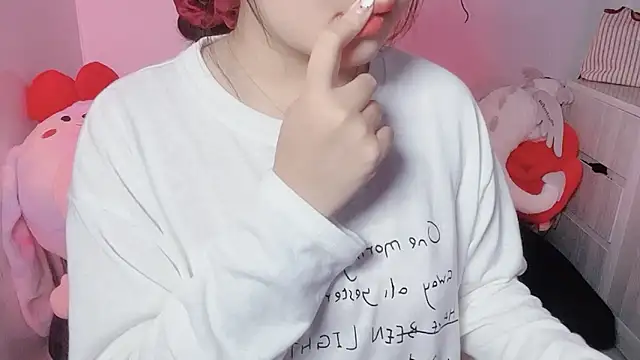 bechinh_lee - BeChinh_Lee's free webcam