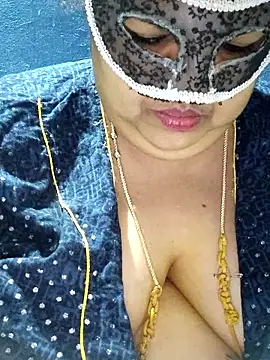 tamilthanushri webcam