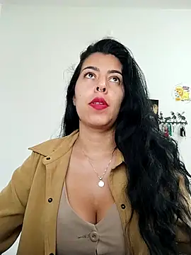luianna - Luianna's free webcam