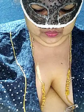 tamilthanushri webcam