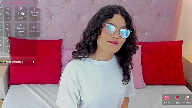 MirandaLawrens_ webcam