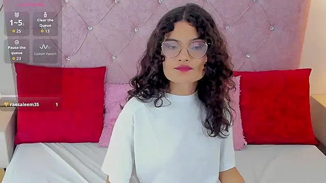 MirandaLawrens_ webcam