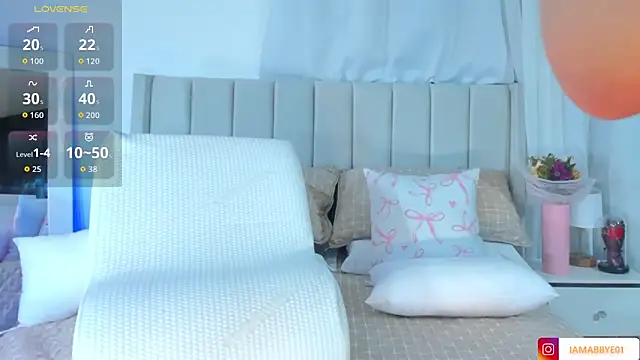 abbye_blue01 - Abbye_blue01's free webcam - UK Sex Cams