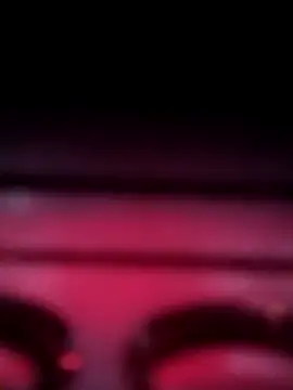 Giselabrunette25 webcam